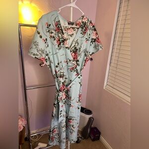 SHEIN Curve Light Blue Floral Dress with belt size 2X